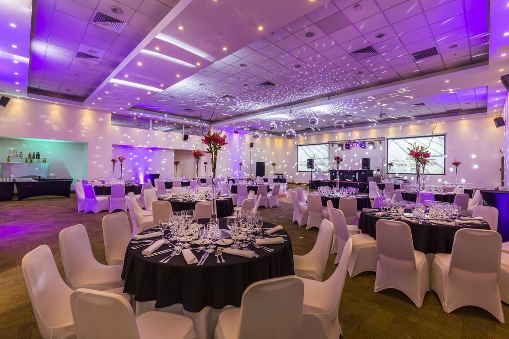 Western Premier Marina Condes Hotel Santiago